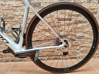 Bicicleta carretera Megamo Raise 05 di2