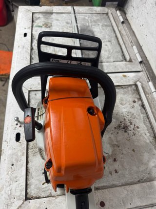 Motosierra Stihl MS261 a toda prueba.
