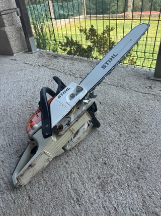 Motosierra Stihl MS261 a toda prueba.