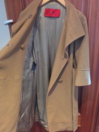 Abrigo Camel CH Carolina Herrera Talla S