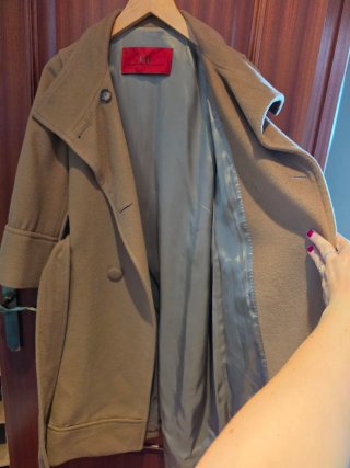 Abrigo Camel CH Carolina Herrera Talla S