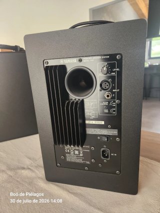 Monitores Yamaha HS8 (Pareja)