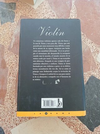 Violín. Armand . La reina de los condenados.