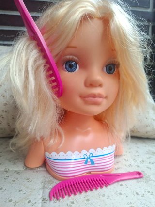 Nancy Peinados Muñeca con Accesorios