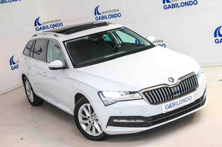 Skoda Superb Combi 2.0 TDI 110kW (150CV) DSG Ambition **Techo panorámico**