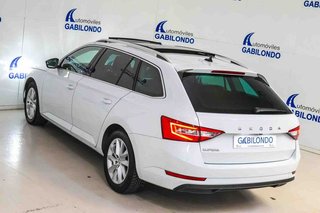 Skoda Superb Combi 2.0 TDI 110kW (150CV) DSG Ambition **Techo panorámico**