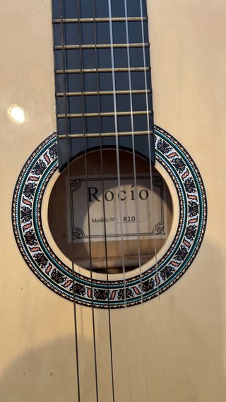 Guitarra Española con Funda y Pedal