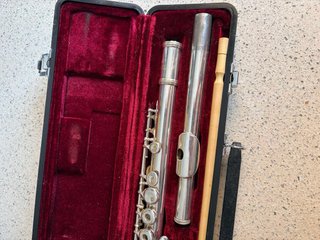 Flauta travesera Jupiter con funda