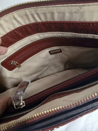 Bolso Guess Marrón Charol Original