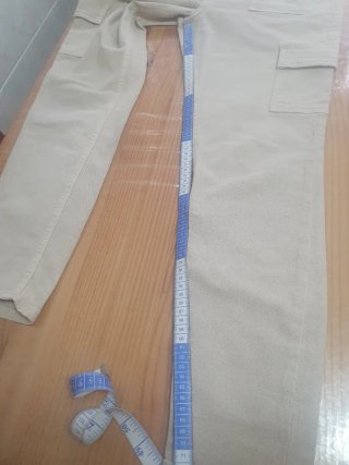 Pantalón cargo beige mujer talla 40