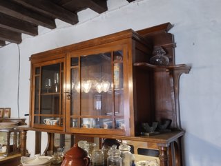 Mueble alacena trinchero modernista madera
