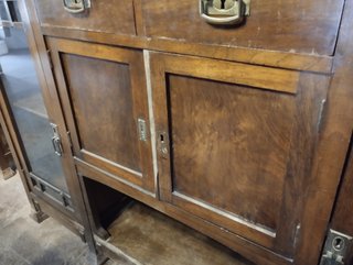 Mueble alacena trinchero modernista madera