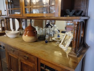 Mueble alacena trinchero modernista madera