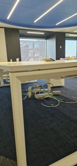 Mesa de oficina Actiu