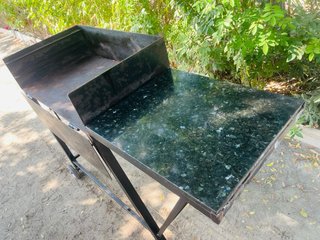 Barbacoa de hierro con encimera de granito