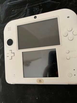 Nintendo 2DS bianco