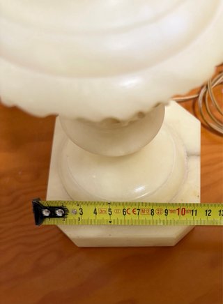 Antigua lámpara mármol