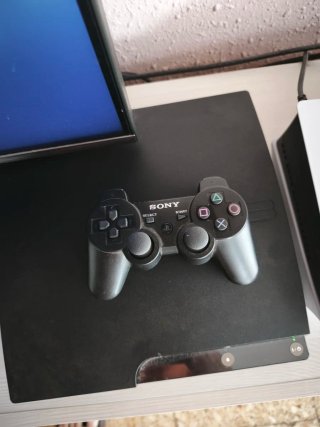 Consola PS3 + 8 Juegos