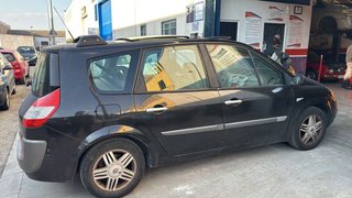 Renault Grand Scenic 2005