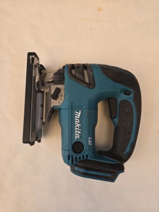 Caladora Makita DJV180 18V