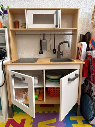 Cocina de juguete de madera