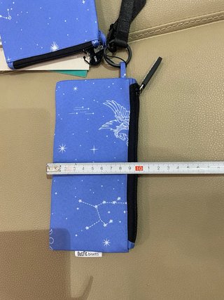 Carteira para telemóvel com alça