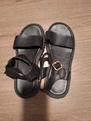 Sandalias