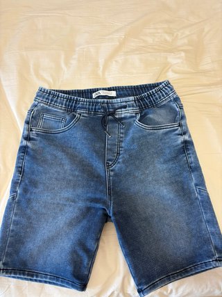 Pantalon vaquero corto Zara