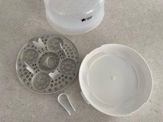 Esterilizador Tommee Tippee