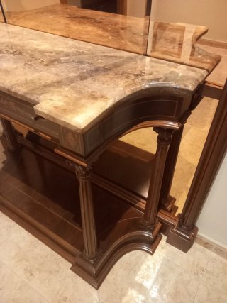 Mueble de entrada madera y mármol