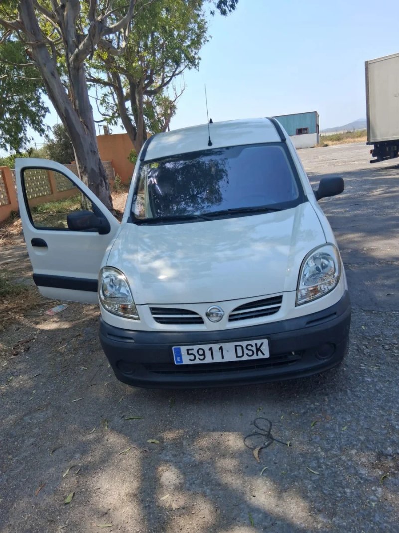 Nissan Kubistar 2007 - foto 1