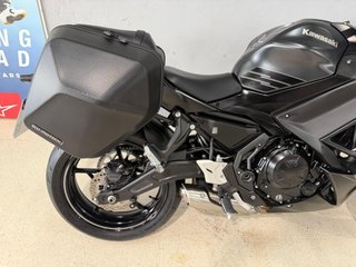 Kawasaki Ninja 650 Negra