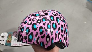 Casco infantil patinete estampado