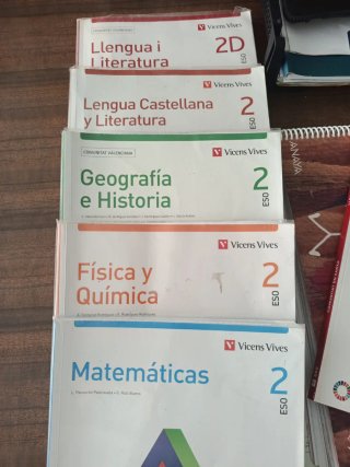 Lote libros de texto 2eso VICENS VIVES