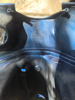 Carena Contro-Retro Scudo Aprilia Scarabeo 50