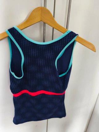 Camiseta deportiva niña talla XS