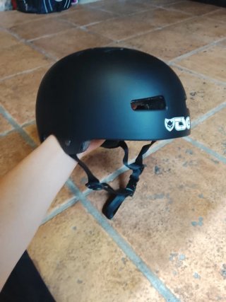 Casco TSG Evolution Talla S/M BMX/Scooter