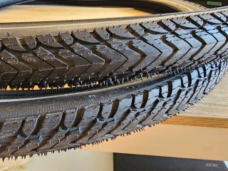 2x Michelin Protek Cross 700x40C 42-622