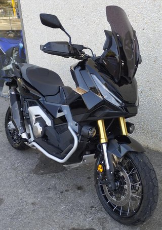 HONDA X-ADV 750 MODELO 2025