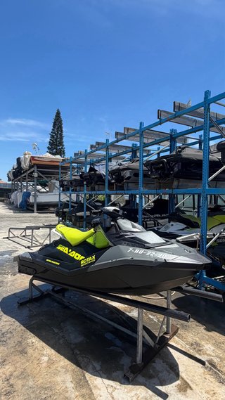 Moto de agua Sea-Doo Spark 2022