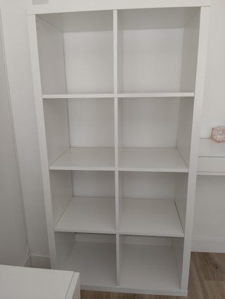 Estantería blanca modular
