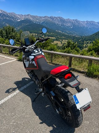 Ducati Desert X 2024 Negra/Roja - 165Km
