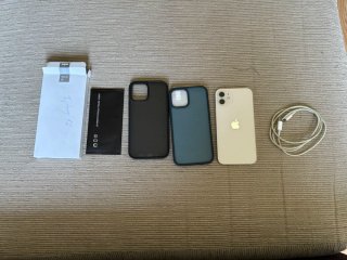 iPhone 12 64 GB 90% de salud