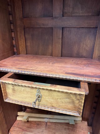 Armario antiguo madera y cristal
