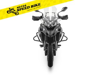 Benelli TRK 502 - NUEVA + JUEGO DE MALETAS
