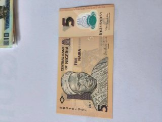 Billetes universales de coleccion esenciales