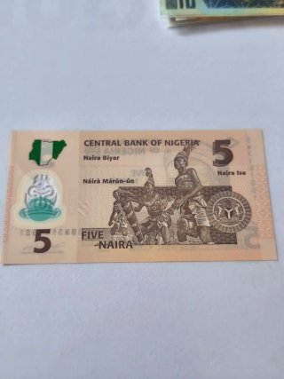 Billetes universales de coleccion esenciales