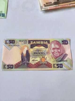 Billetes universales de coleccion esenciales
