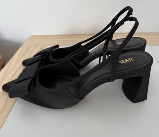 Salones Zara Negros Tacón Ancho 7cm Lazo
