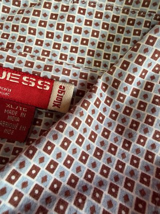 Camisa Guess Vintage Y2K Estampada Talla XL
